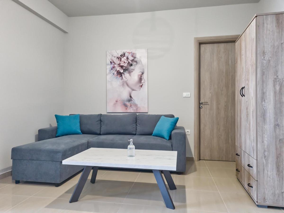 Epipleon Luxury Suites: Seaside Suite with Spacious Terrace Nafpaktos Exterior photo